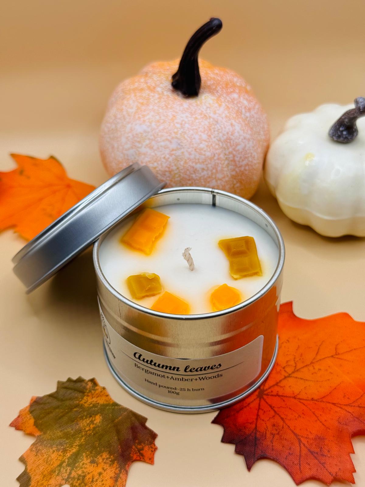 Autumn leaves tin candle